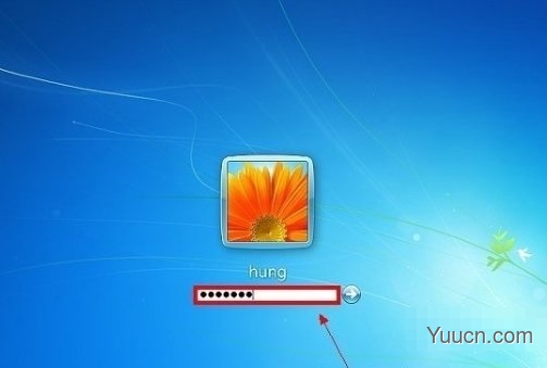 在Win7中，如何设置开机自动登录？