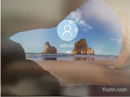 Win10一直在无限循环登录界面怎么解决？